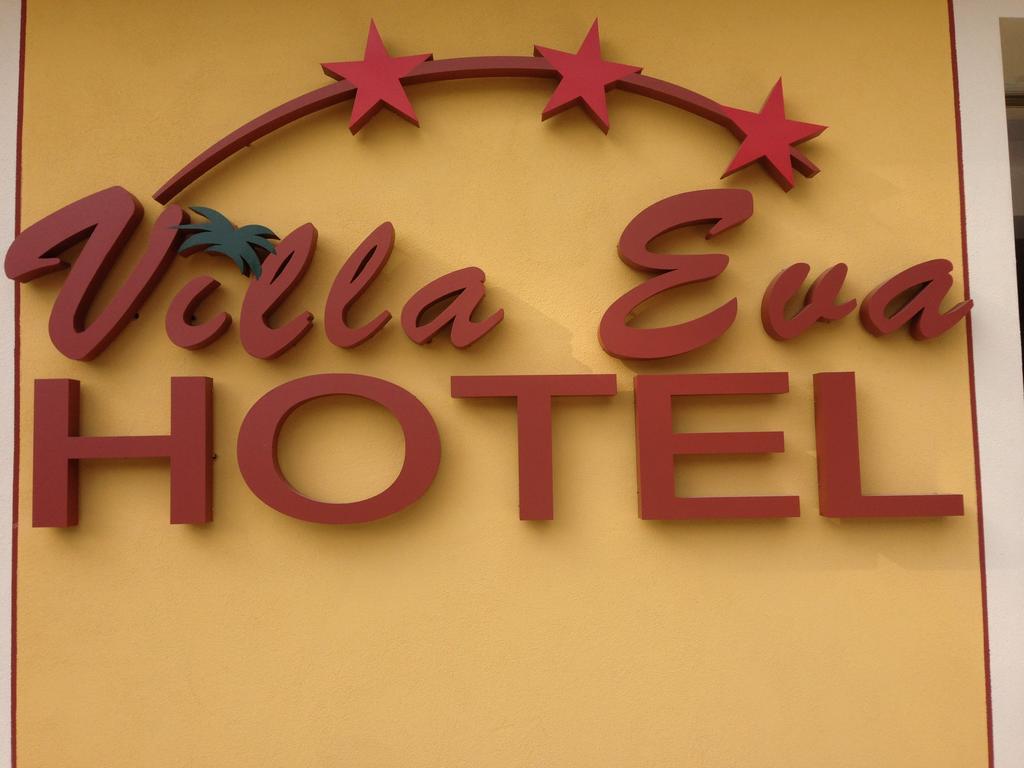 Villa Eva Hotel Вентімілья Екстер'єр фото
